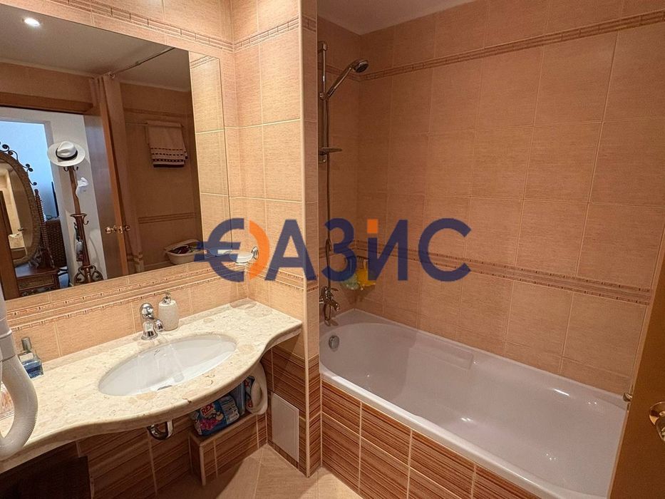 Продава се Двустаен апартамент в к.к. Слънчев бряг - 83 кв.м за 682 €/кв.м - Снимка #6