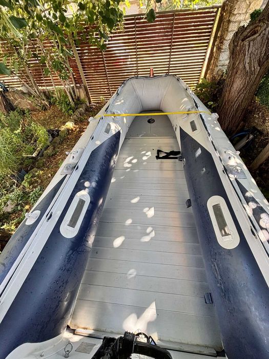 Лодка с колесар и мотор MERCURY Меркури