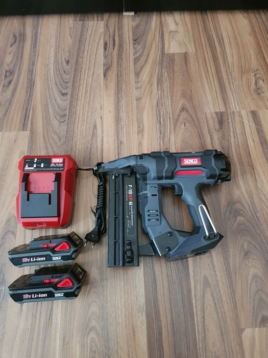 Pistol de cuie finisaj Senco F-18XP