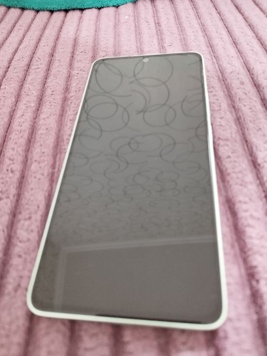 Продам Xiaomi redmi note 13 на 256 гб