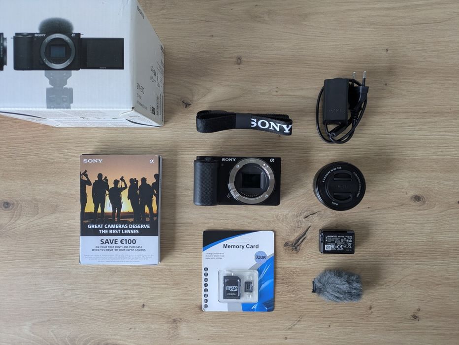Sony ZV-E10 НОВ! На 270 кадъра + обектив 16-50 OSS