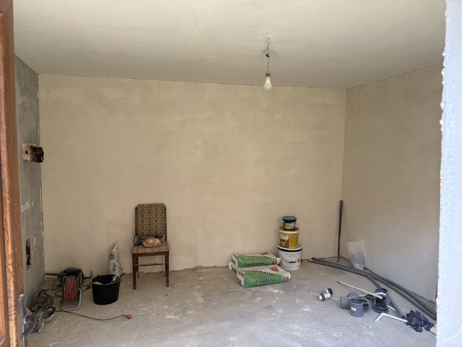 Casa sinca noua situata la DN 73 in centrul comunei