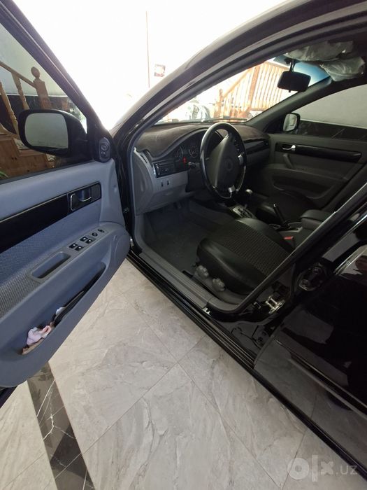 CHEVROLET LACETTI srochno sotiladi