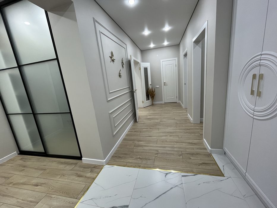 Продам 4 ком квартиру 145 кв м