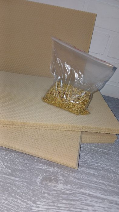 Воск пчелиный. Мёд горный. Пыльца.