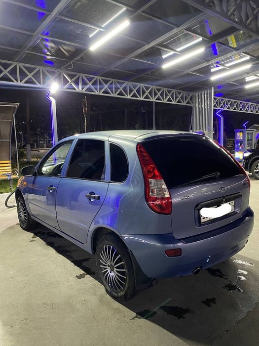 Lada kalina sotiladi