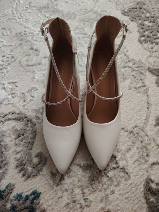 Vecherniy oyoq kiyim