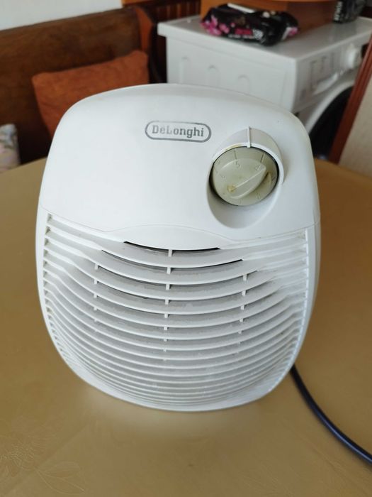 Вентилаторна печка,,Делонги'' неработеща