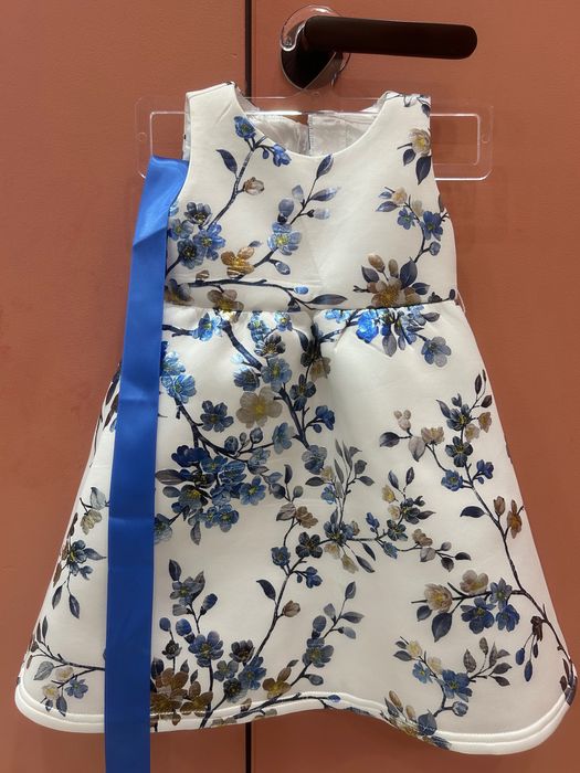 Детское нарядное платье на 12-18 мес