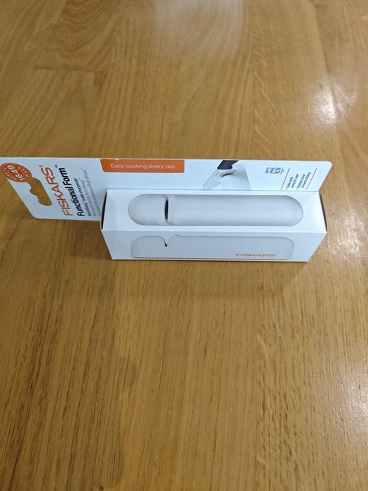 Продавам Точило за ножове Fiskars - Functional Form, бяло
