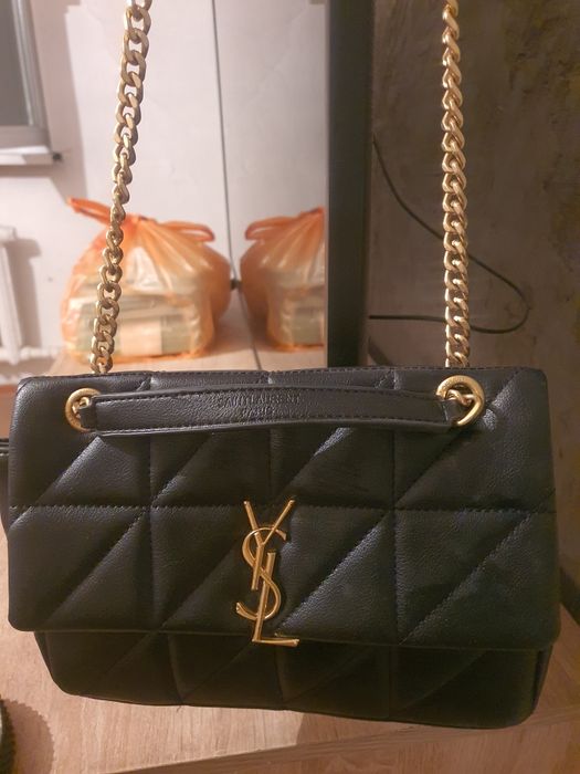 Сумка женский в отличном состояние