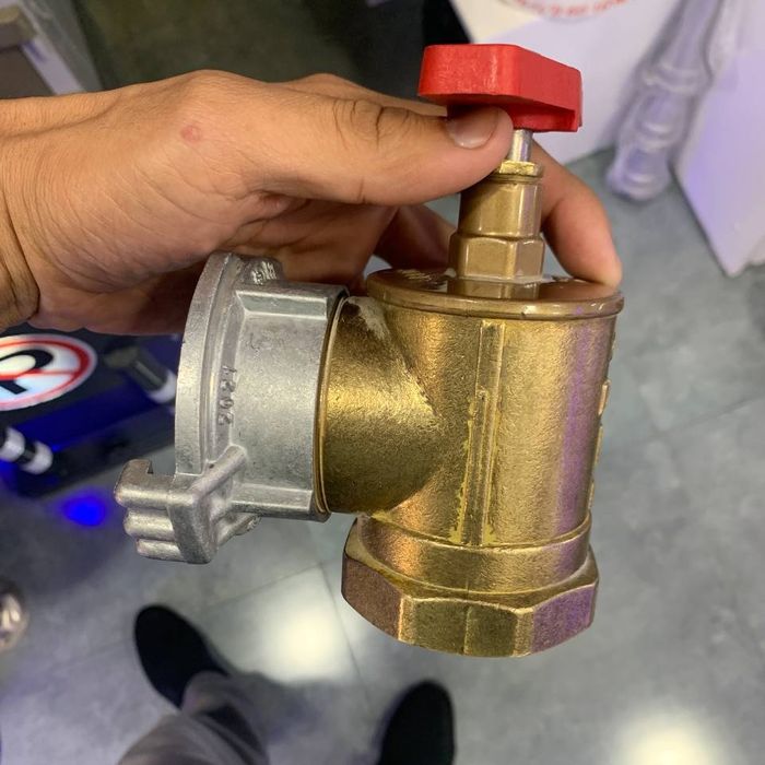 Пожарной кран...