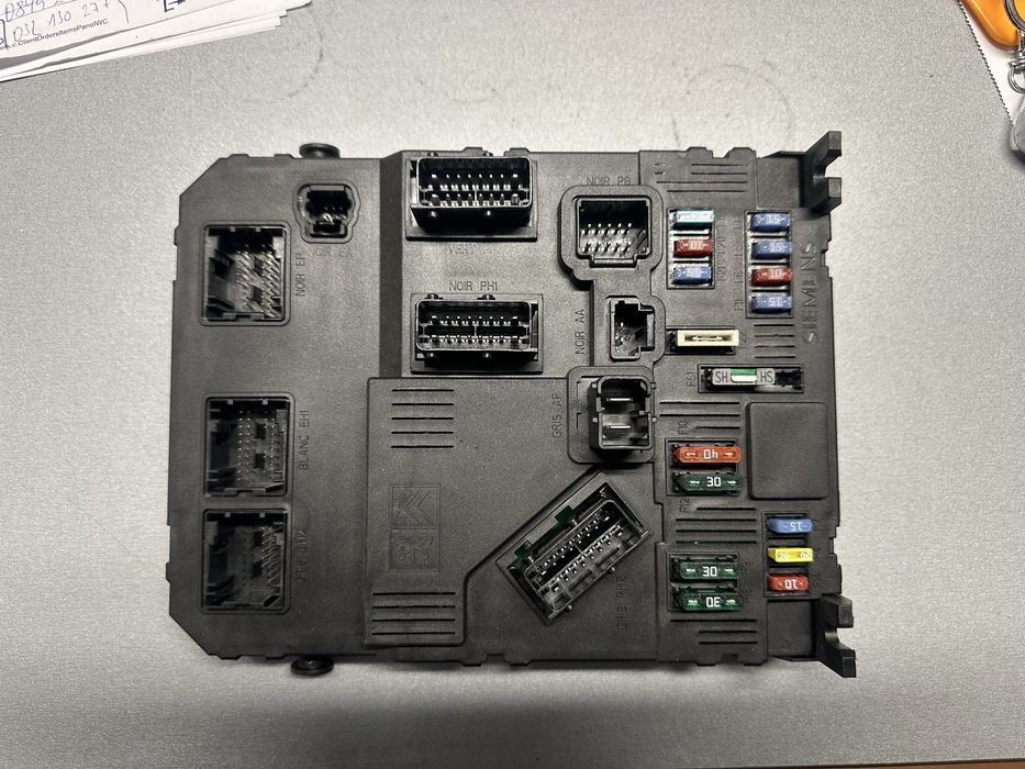 BSI B03-00 от Пежо 206