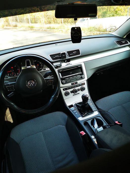 Vând vw passat 1.6 tdi an 2012