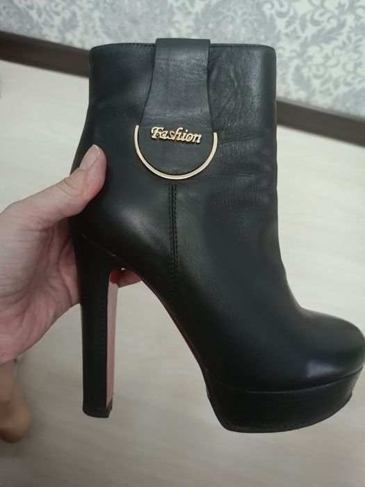 Кожаные ботильоны 35 размер,6000 тенге
