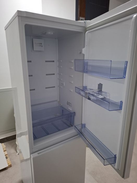 Холодильник Beko