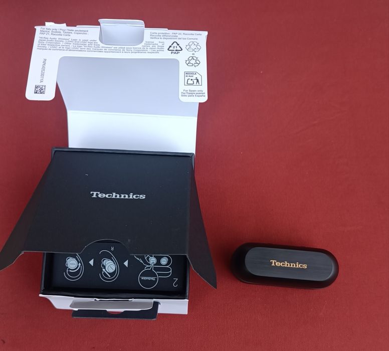 Căști AZ100E, noi, desigilate