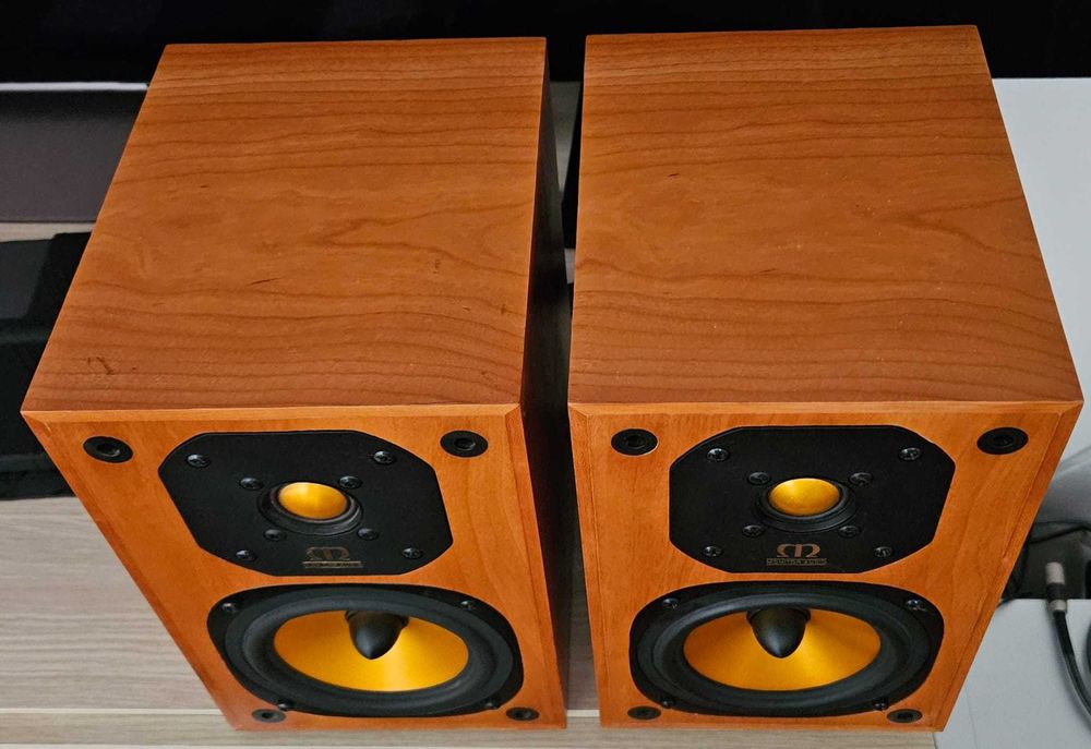 Monitor Audio Studio. 2 SE.