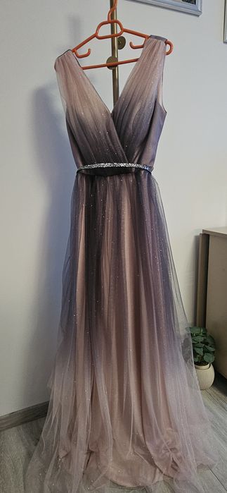 Vând  rochie de ocazie