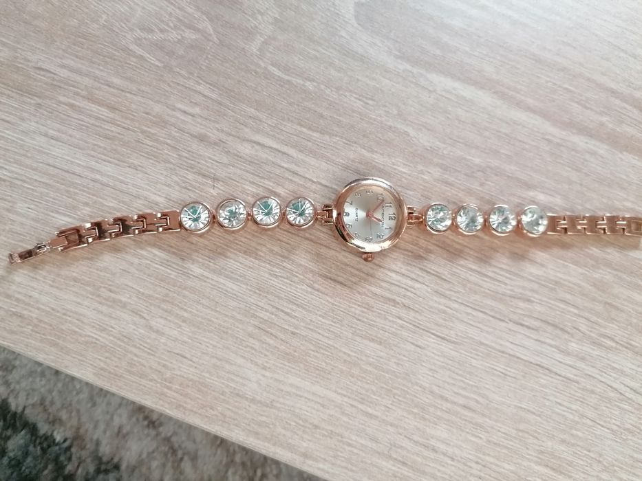 Дамски часовници