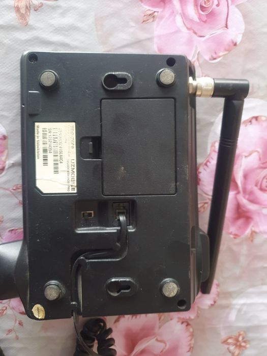 Продаётся телефон от Uzmobile