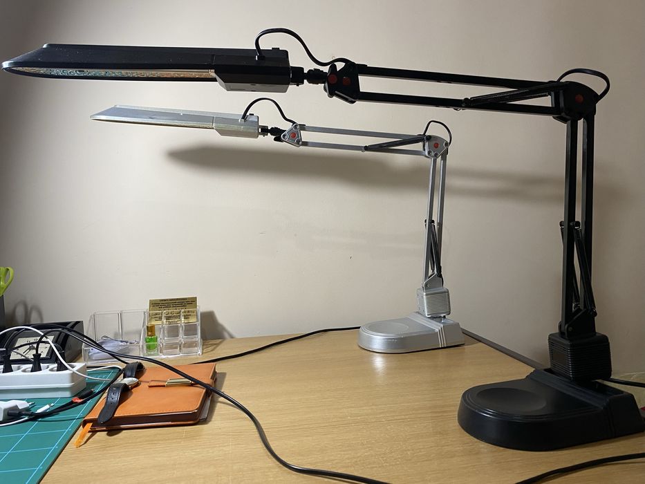 Настолные лампы