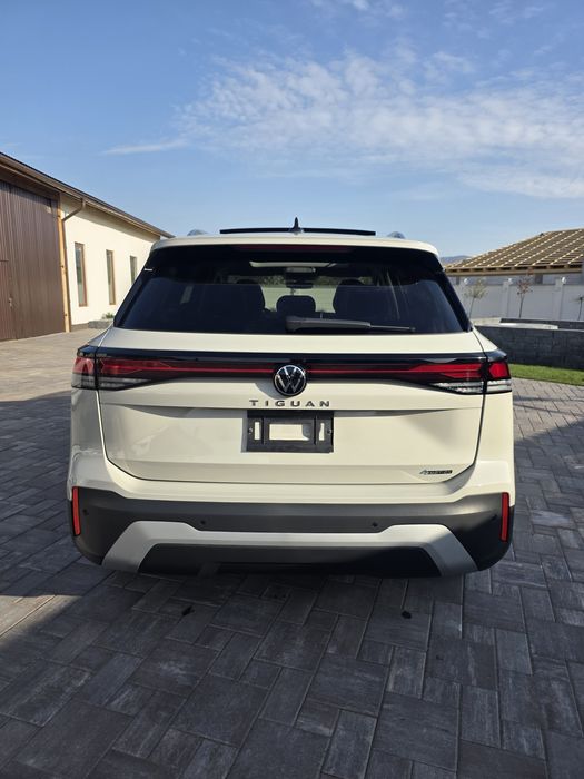 VW Tiguan 2025 2.0 TSI 4Motion DSG | FULL | 360° | ACC | Matrix LED