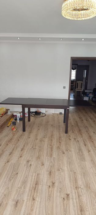 Продам стол раздвижной, б/у
