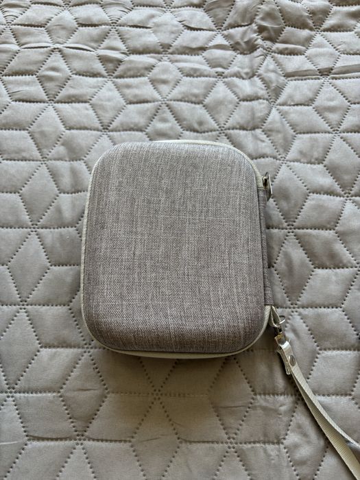 Моментен фотоапарат Instax LiPlay + подарък калъф за съхранение