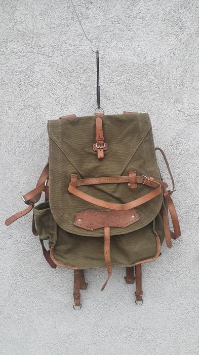 Rucsac  ( raniță militară  )