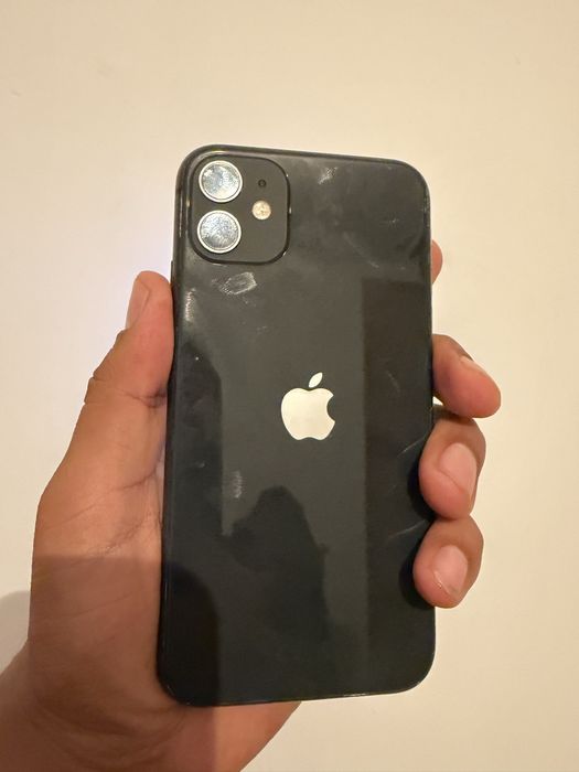 iPhone 11 черный цвет 128 память