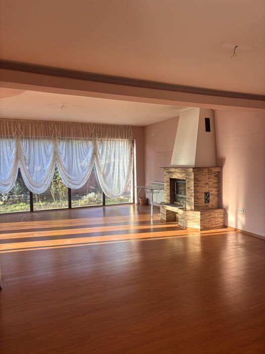 Casa de VANZARE Botosani/in spate la ANL Bucovina