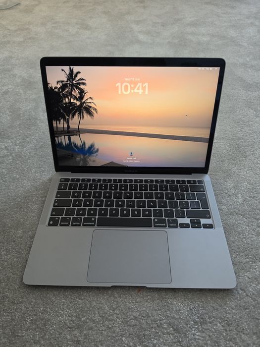Macbook Air M1 97% baterie