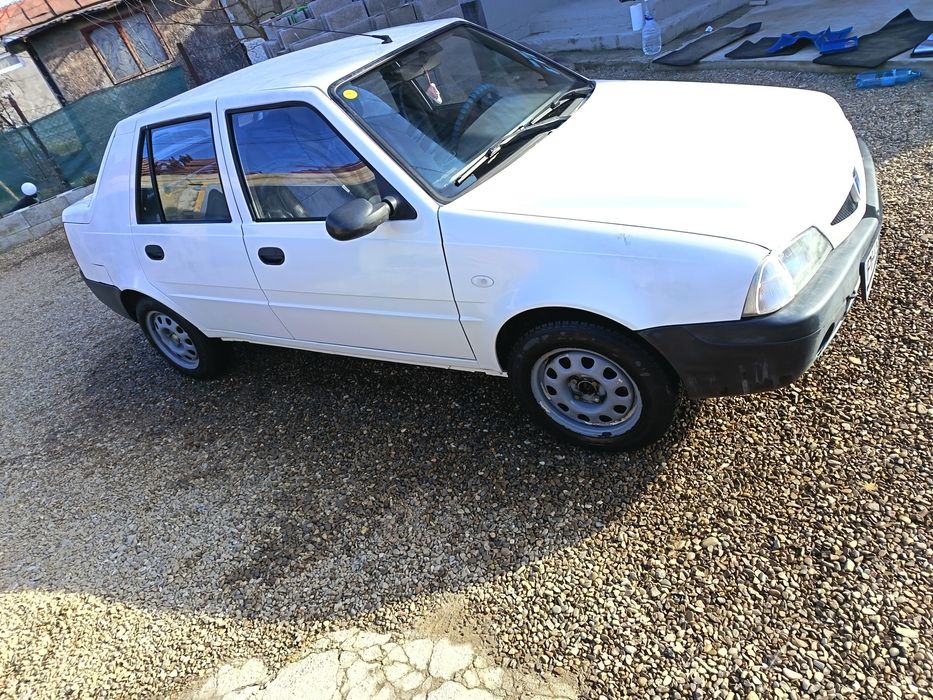 Vând  sau schimb Dacia Solenza