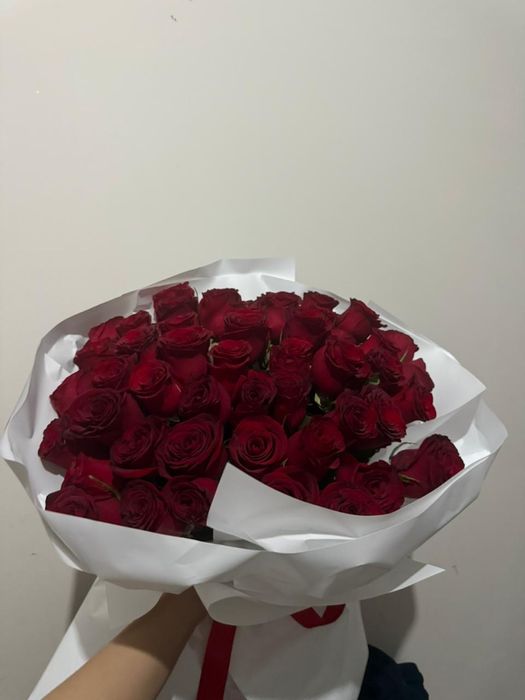 Цветы свежие 12.000 торг