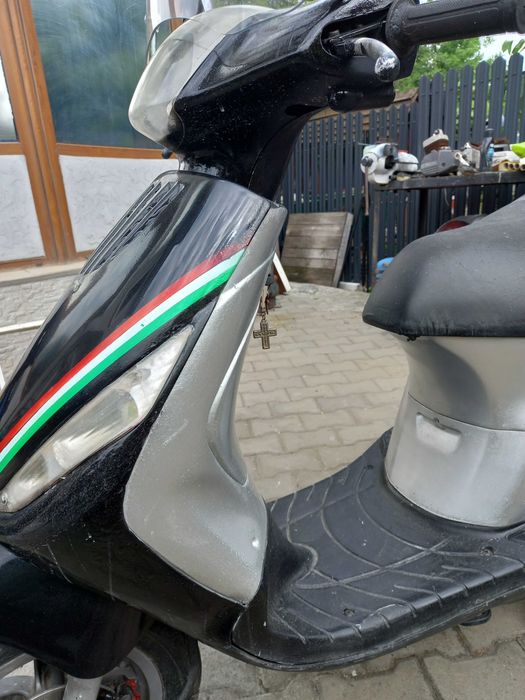 Scuter Piaggio zip
