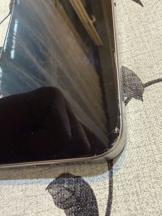 Iphone 15 pro , Titan
