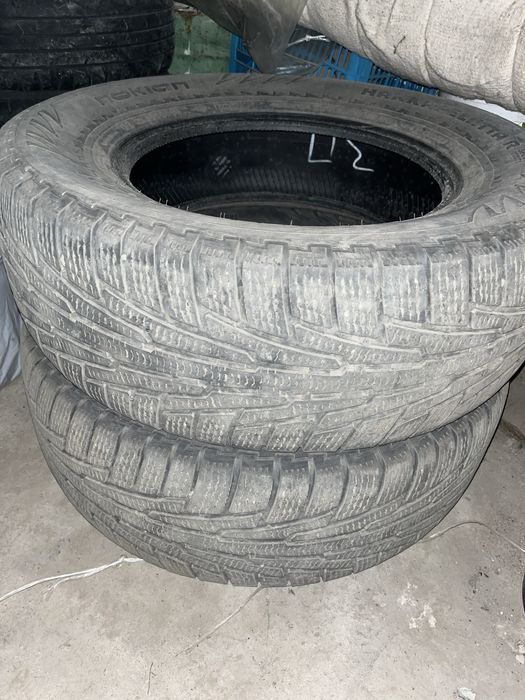 Зимные шины 2шт 265/65/17