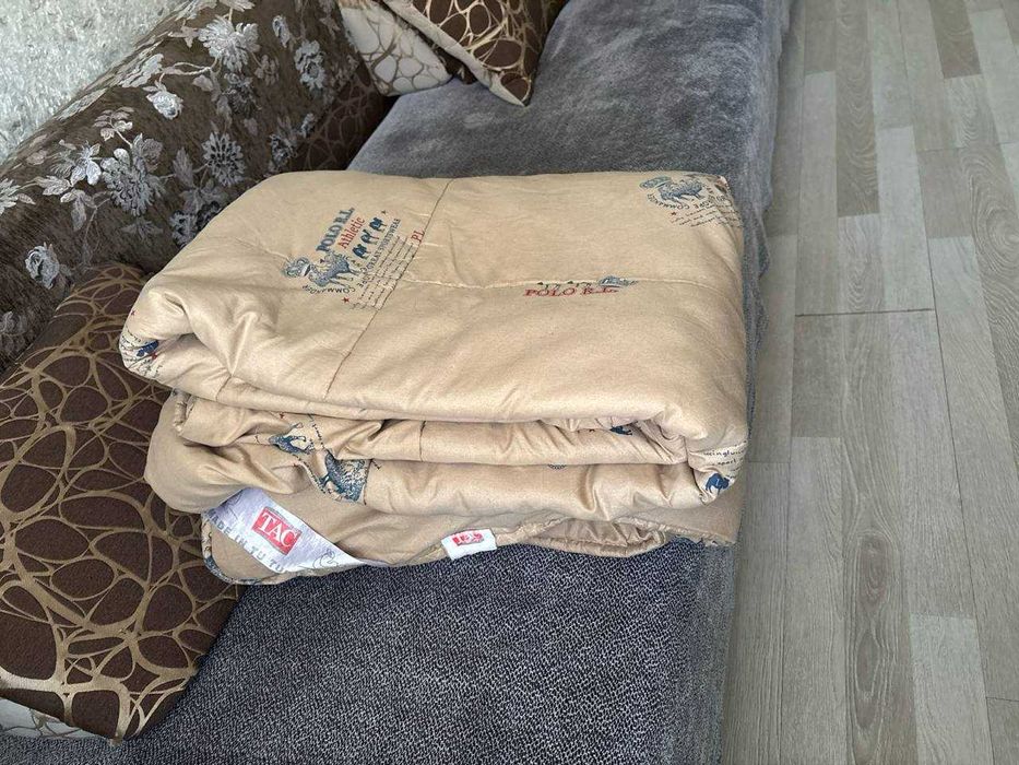 продам одеяло верблюжье двуспалка