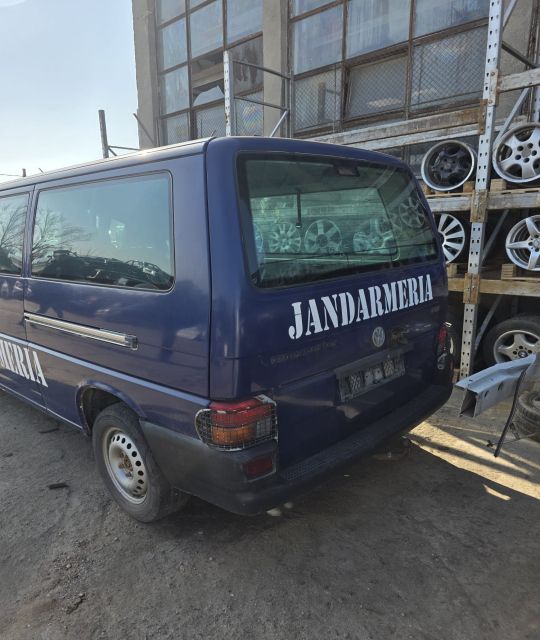Macara geam fata stanga manuala Volkswagen VW Transporter T4