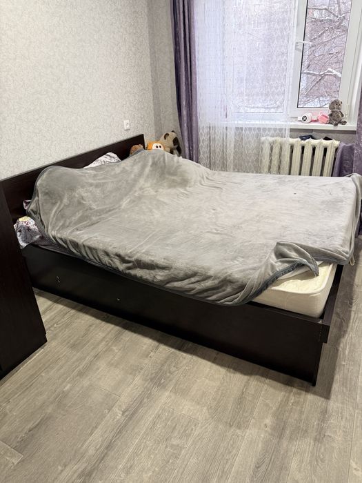 Продам кровать двухспалка + тумба