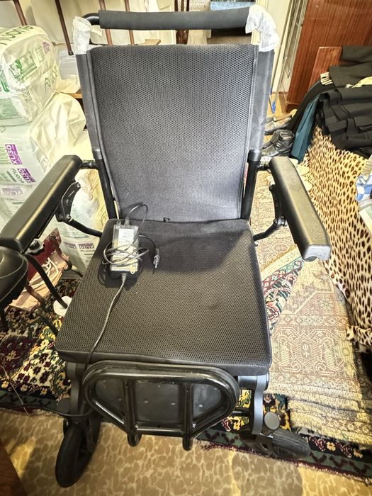 Инвалидное кресло