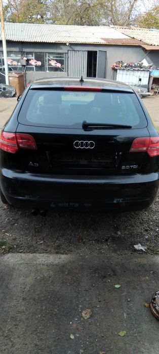 Dezmembrez Audi A3 8P 2.0 TDi an 2009 cod motor CBAB