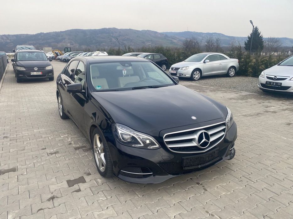 Mercedes-Benz E Mercedes E220 9G TRONIC