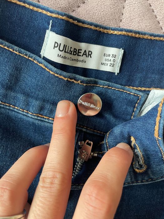 Pull&Bear Слим фит Дънки в Тъмносиньо