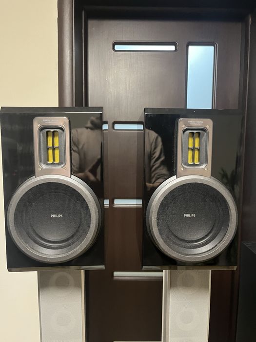 Boxe raft ribbon Philips  MCD-716