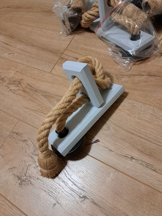 Aplice de perete  - NOI