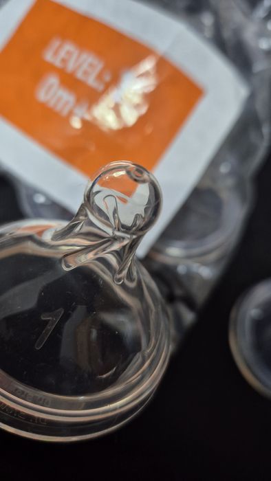 Соски для бутылочки Dr.Brown's с широким горлышком с уровнем 1