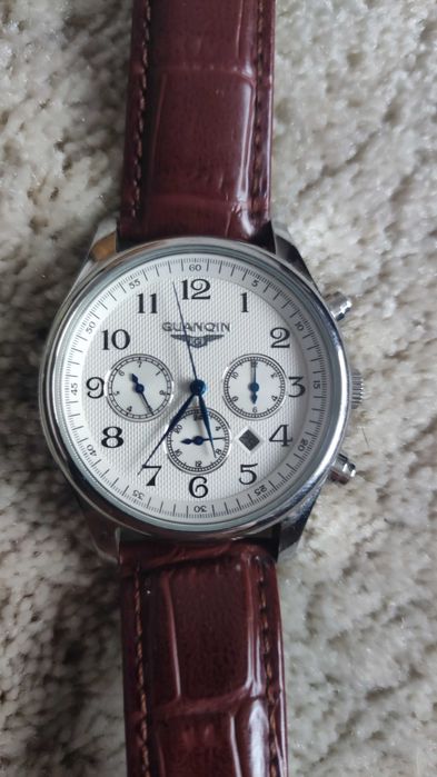 Маркови китайски часовници Guanqin и Longbo