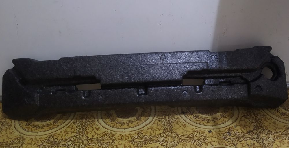 Абсорбер переднего бампера